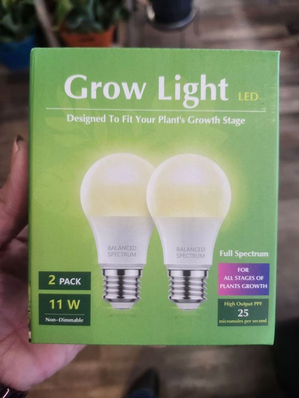 GROW LIGHT LED (2 BULBS)