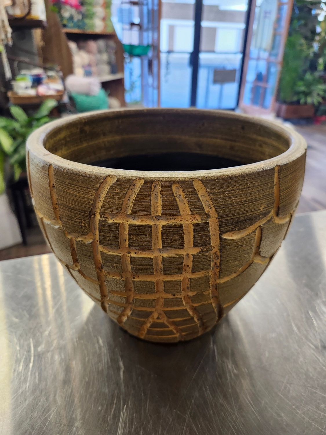 SNAKESKIN POT 8&quot; W/DRAIN