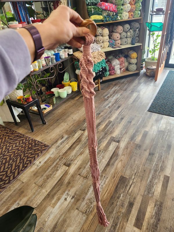 MACRAME PLANT HANGER ROSE