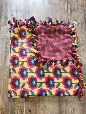 TIE BLANKET - ASST