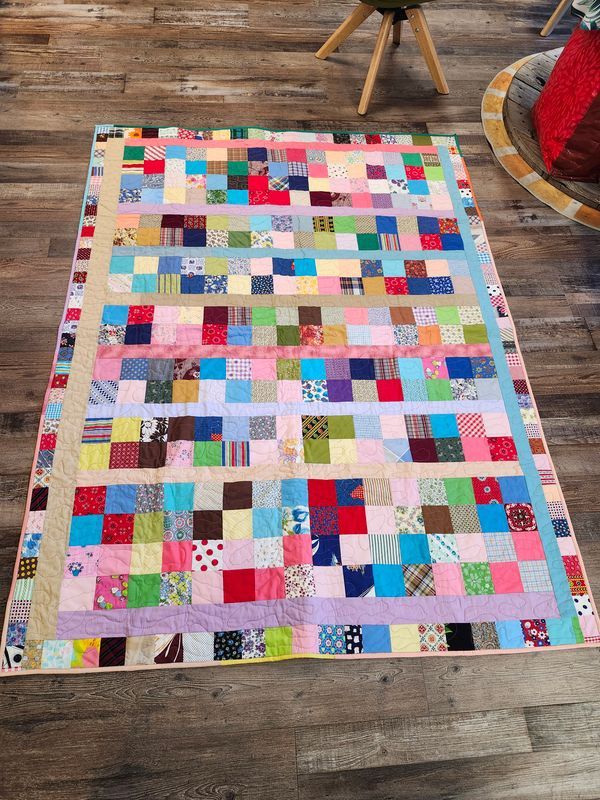 70&#39;S SQUARES QUILT