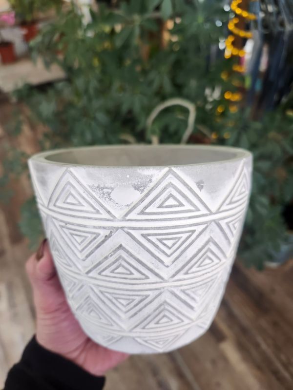 GREY TRIANGLE PATTERN