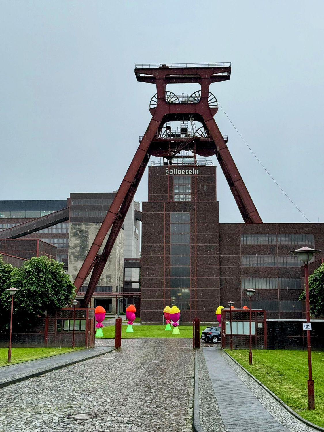 31.10.2026: Top of Essen - über die Essener Gipfel: von der Zeche Zollverein über die Schurenbachhalde durch den Essener Norden, 45309 Essen