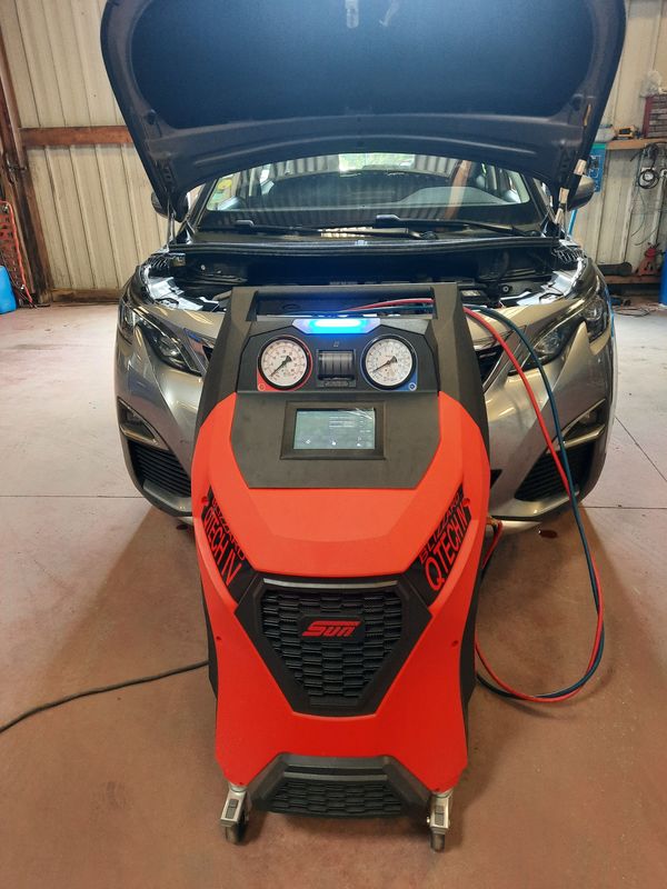 RECHARGE CLIMATISATION GAZ YF1234