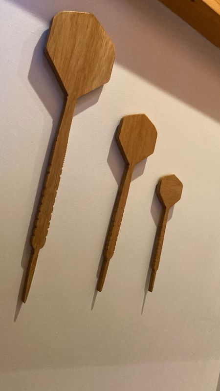 WOODEN DISPLAY DART