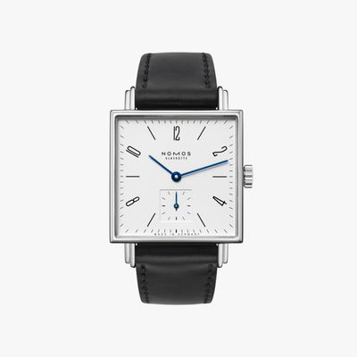 NOMOS Tetra