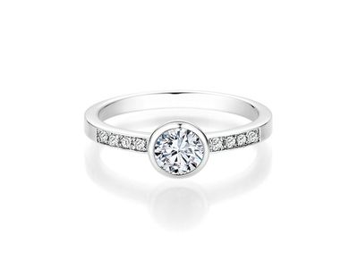 Shoulder Solitaire Ring Shoulder Solitaire Ring