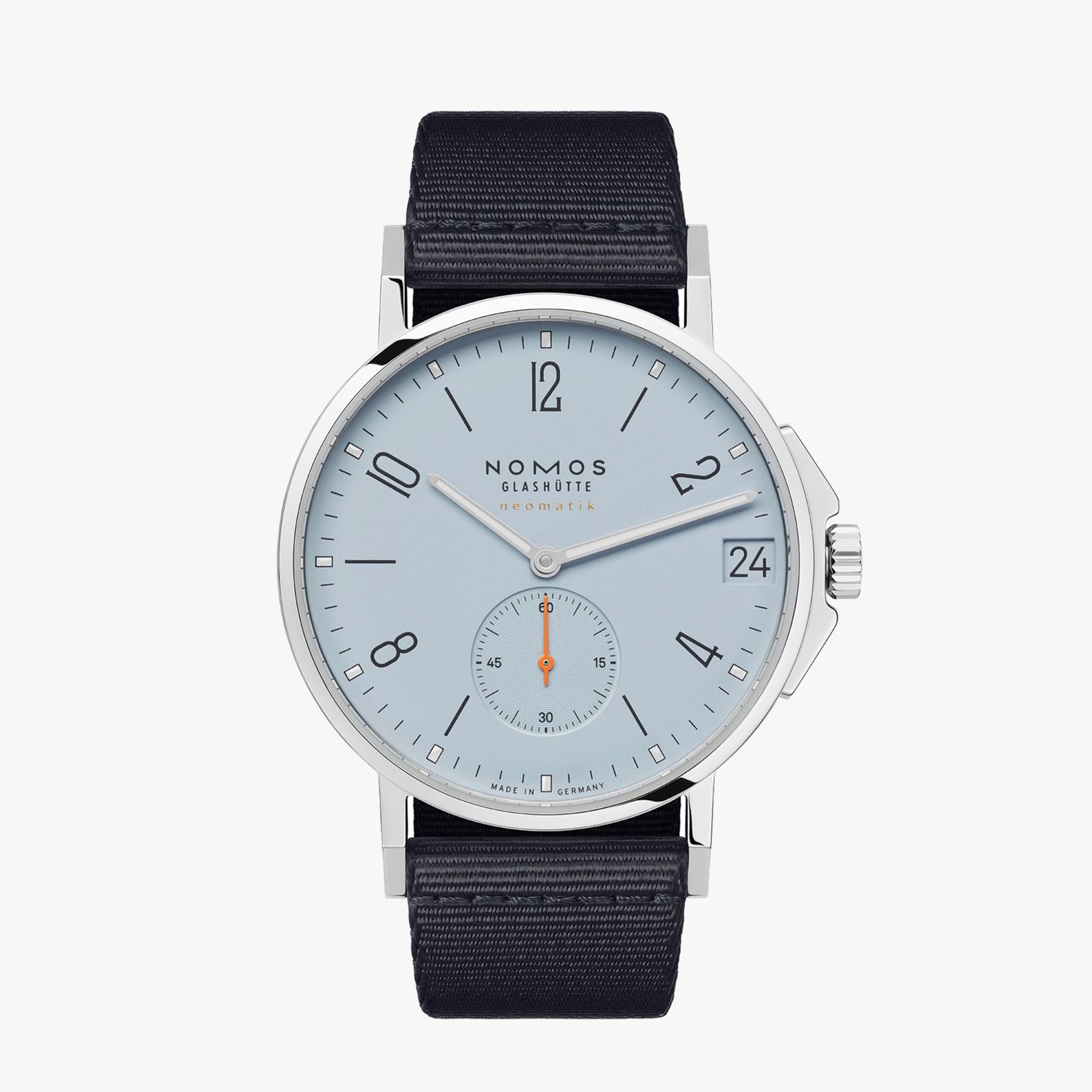 NOMOS Glashütte Ahoi Neomatik 38 Datum sky