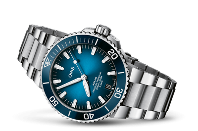 ORIS Aquis Date Calibre 400