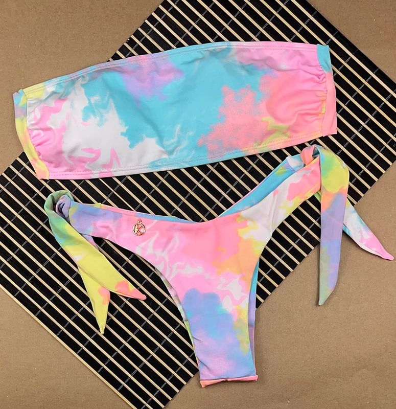 Conjunto de Bikini | Top Strapless, Tanga de Lazos Anchos | Bikini Brasileño | Tela Tie Dye | Faixa y Mora KiniBi 