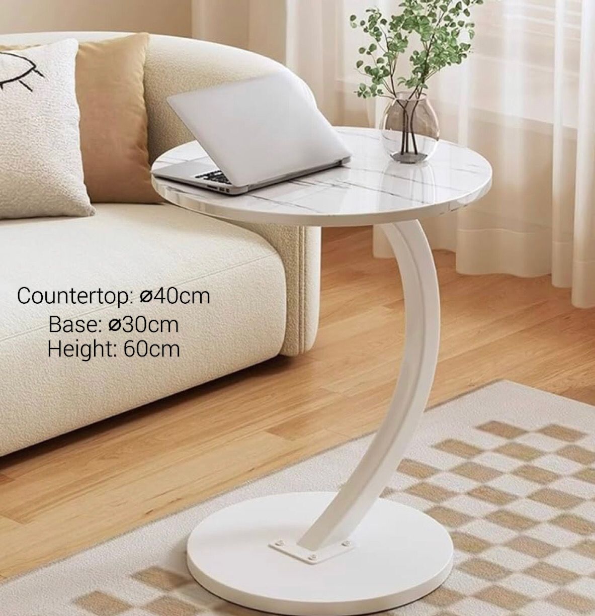 Round Side Table (Marble White)