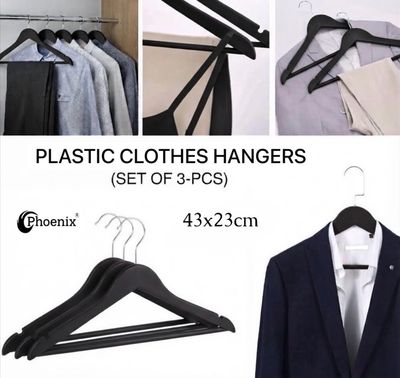3-Pcs Plastic Hangers (Black)