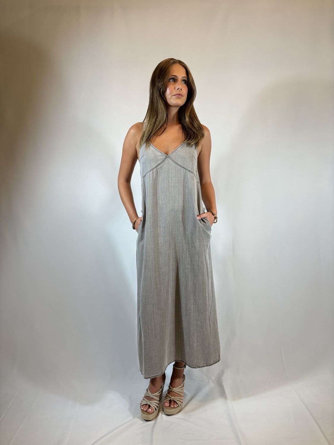 TENCEL SLIP MIDI DRESS GREY