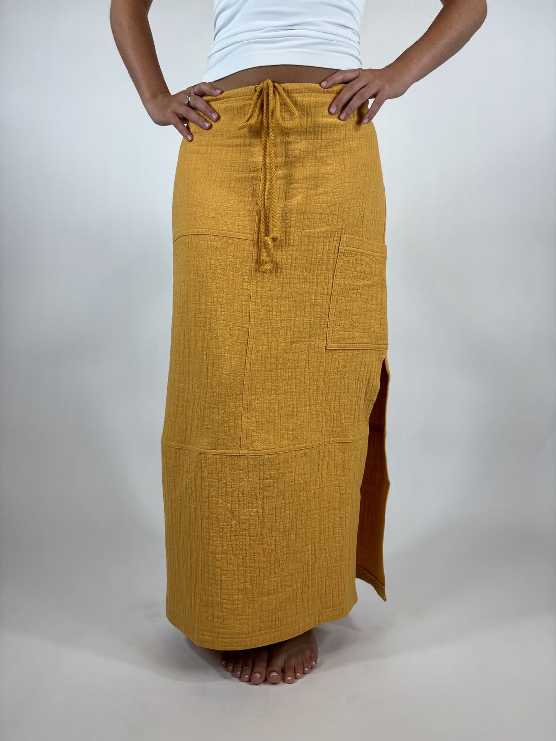 SLIT MAXI SKIRT W/POCKET