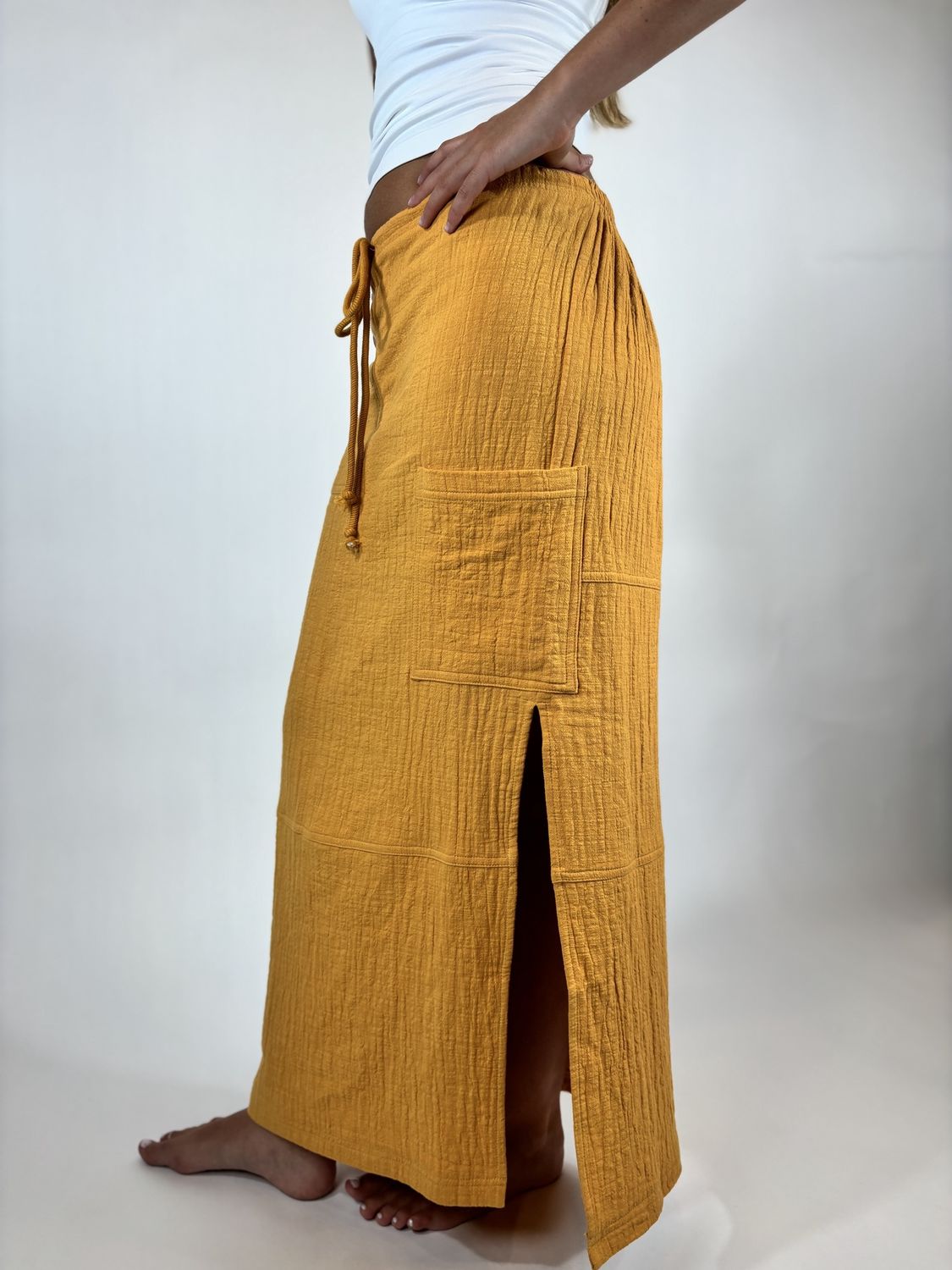 SLIT MAXI SKIRT W/POCKET