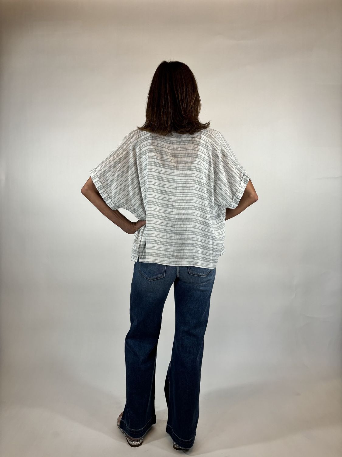 GREY/WHITE STRIP 1/2SLV SHIRT