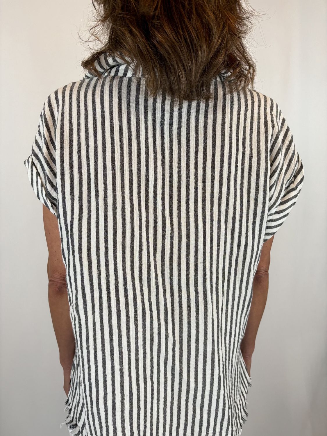 OFF WHITE/BLACK STRIPED SHIRTS RAW EDGE
