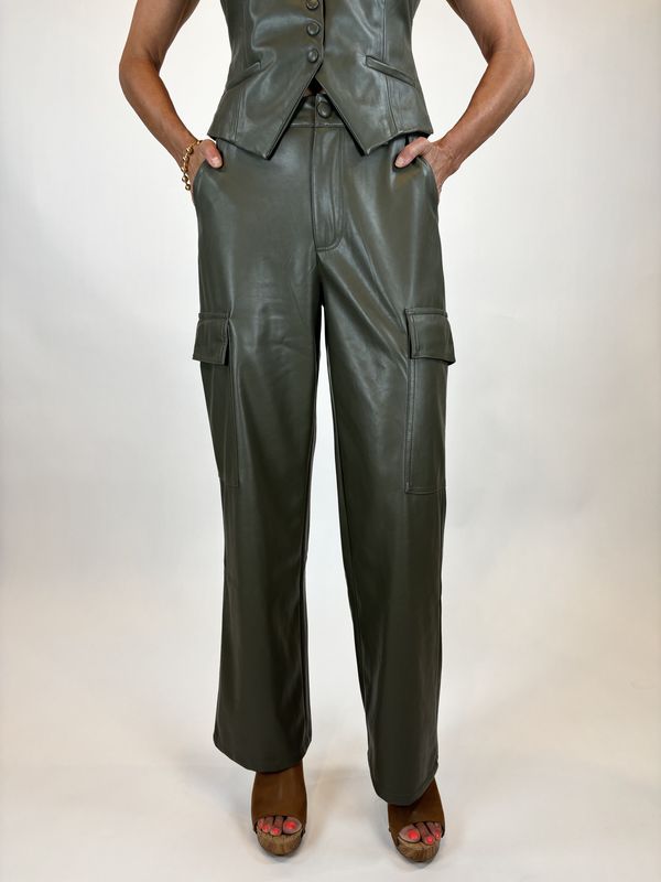 CARGO PANTS OLIVE