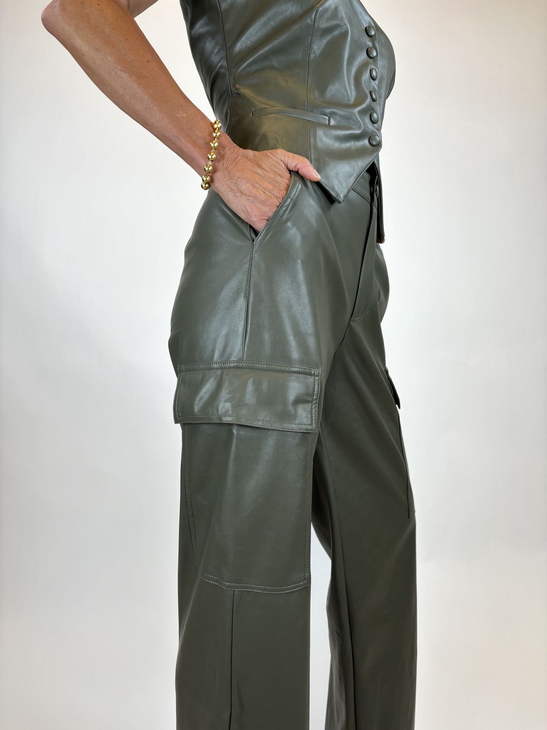 CARGO PANTS OLIVE