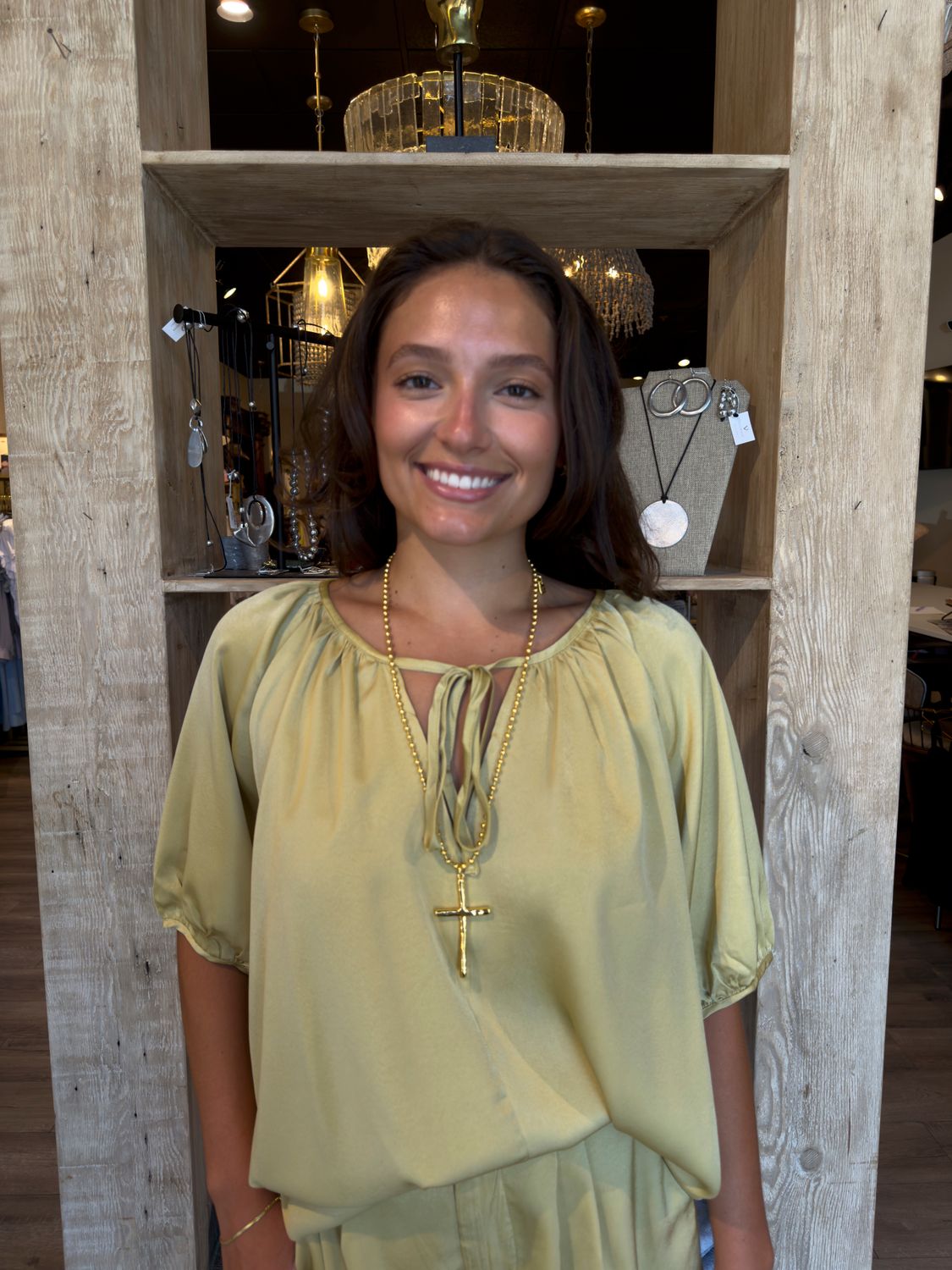SATIN V-NECK SHIRRING BLOUSE