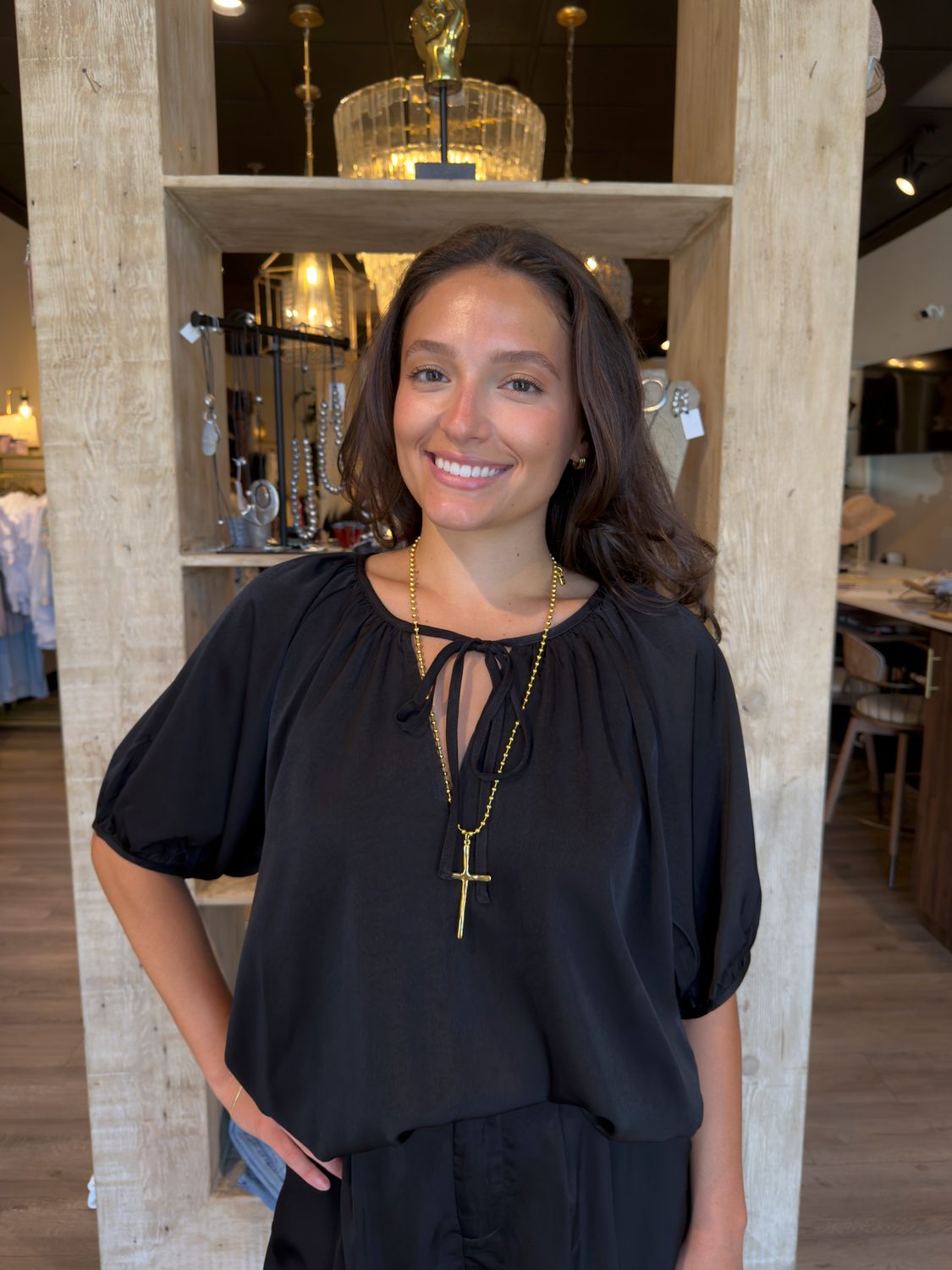 SATIN V-NECK SHIRRING BLOUSE