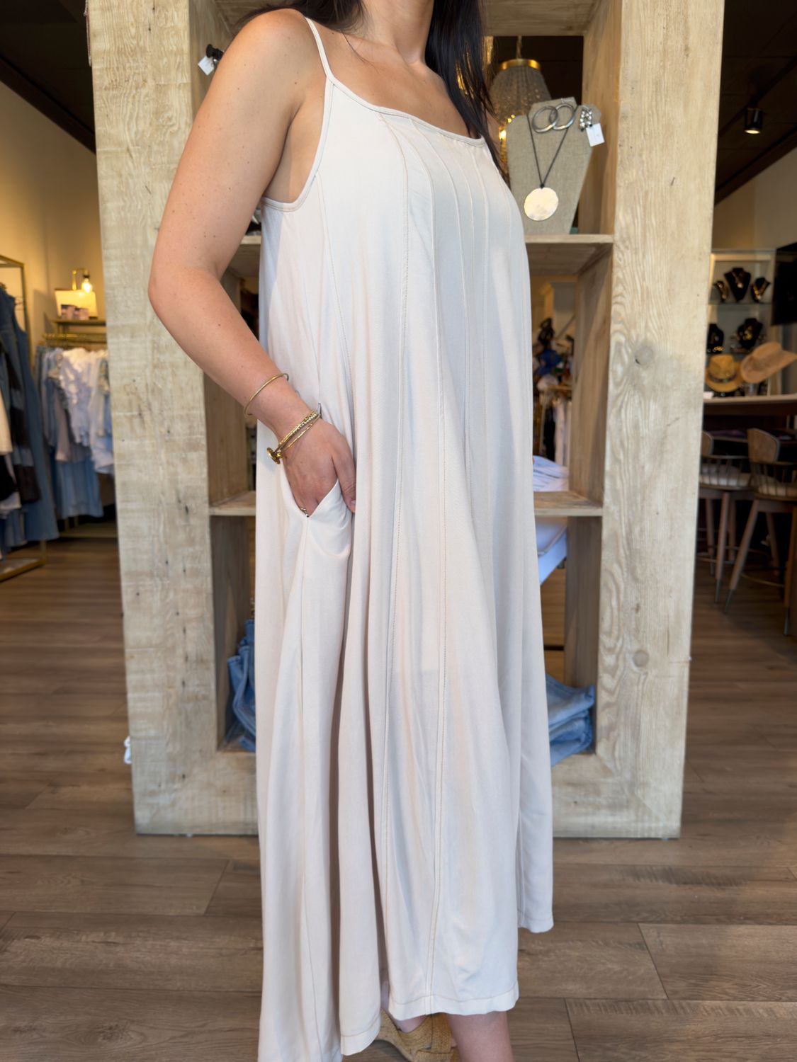 FLOWY CAMI DRESS