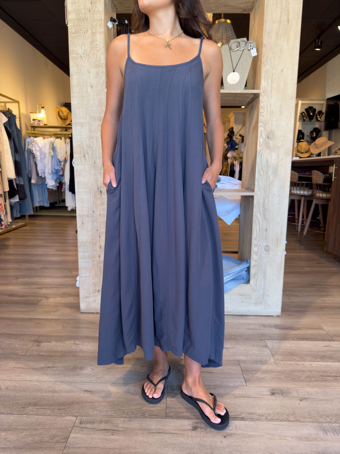 FLOWY CAMI DRESS