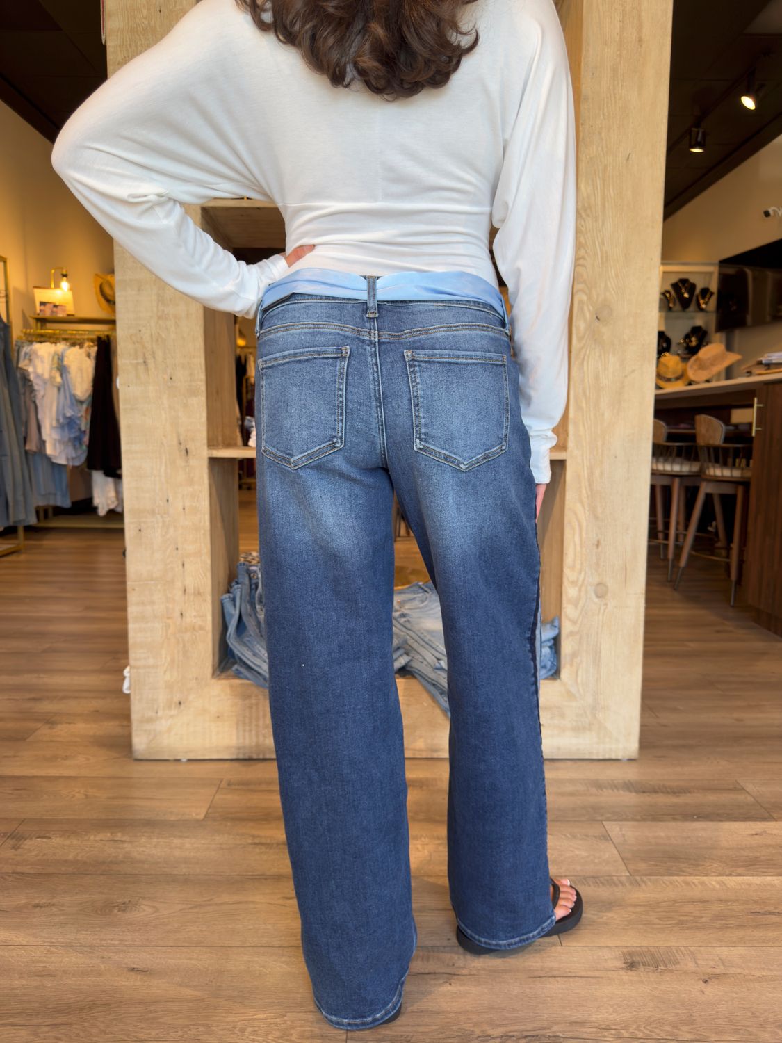 LOW WAIST BAGGY JEAN W/STRIPE-EN