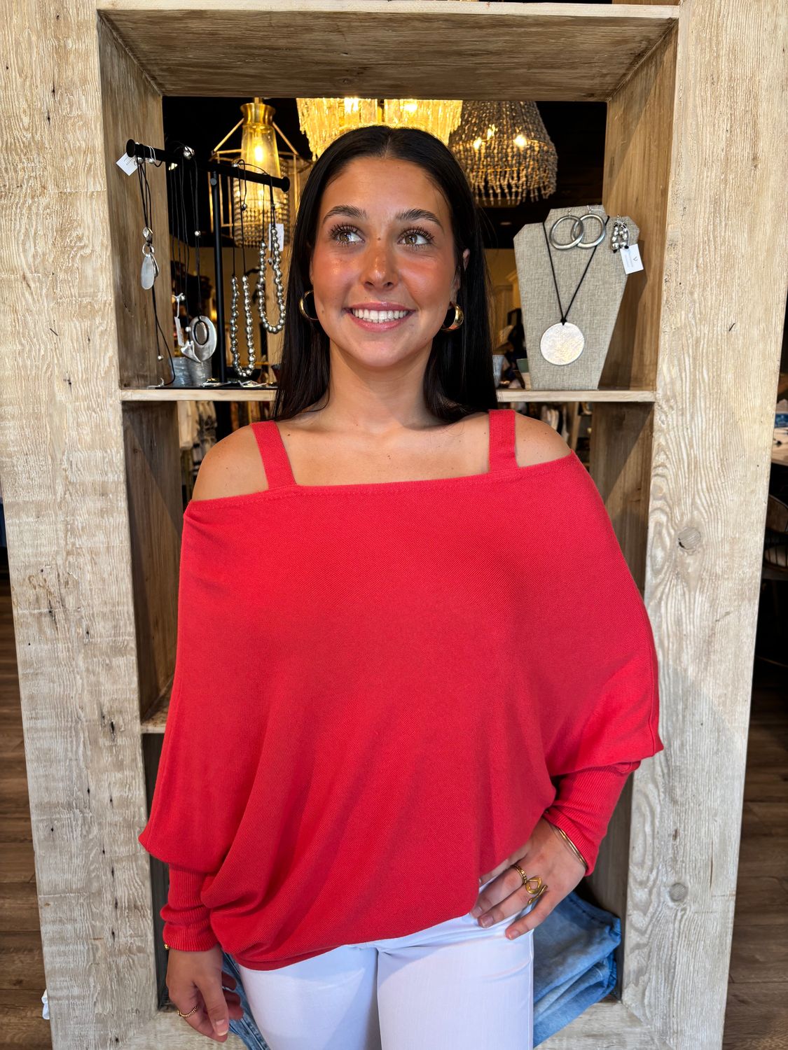 COLD SHOULDER TOP L/S