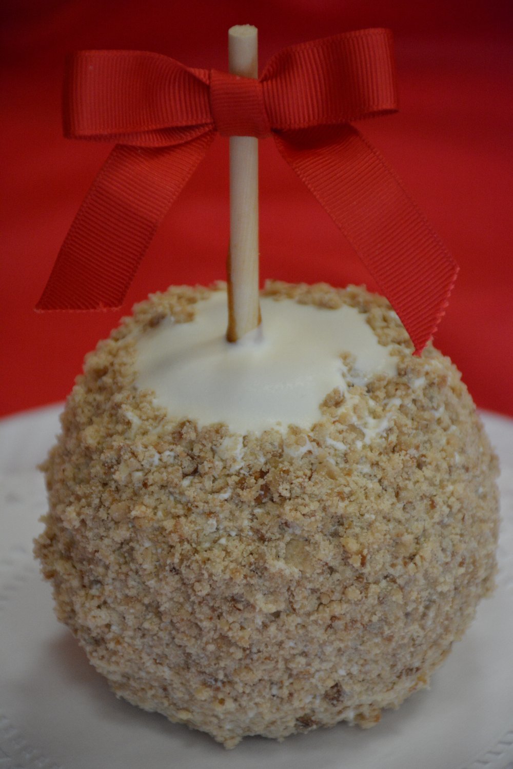 Monster White Chocolate Reese's® Dipped Apple