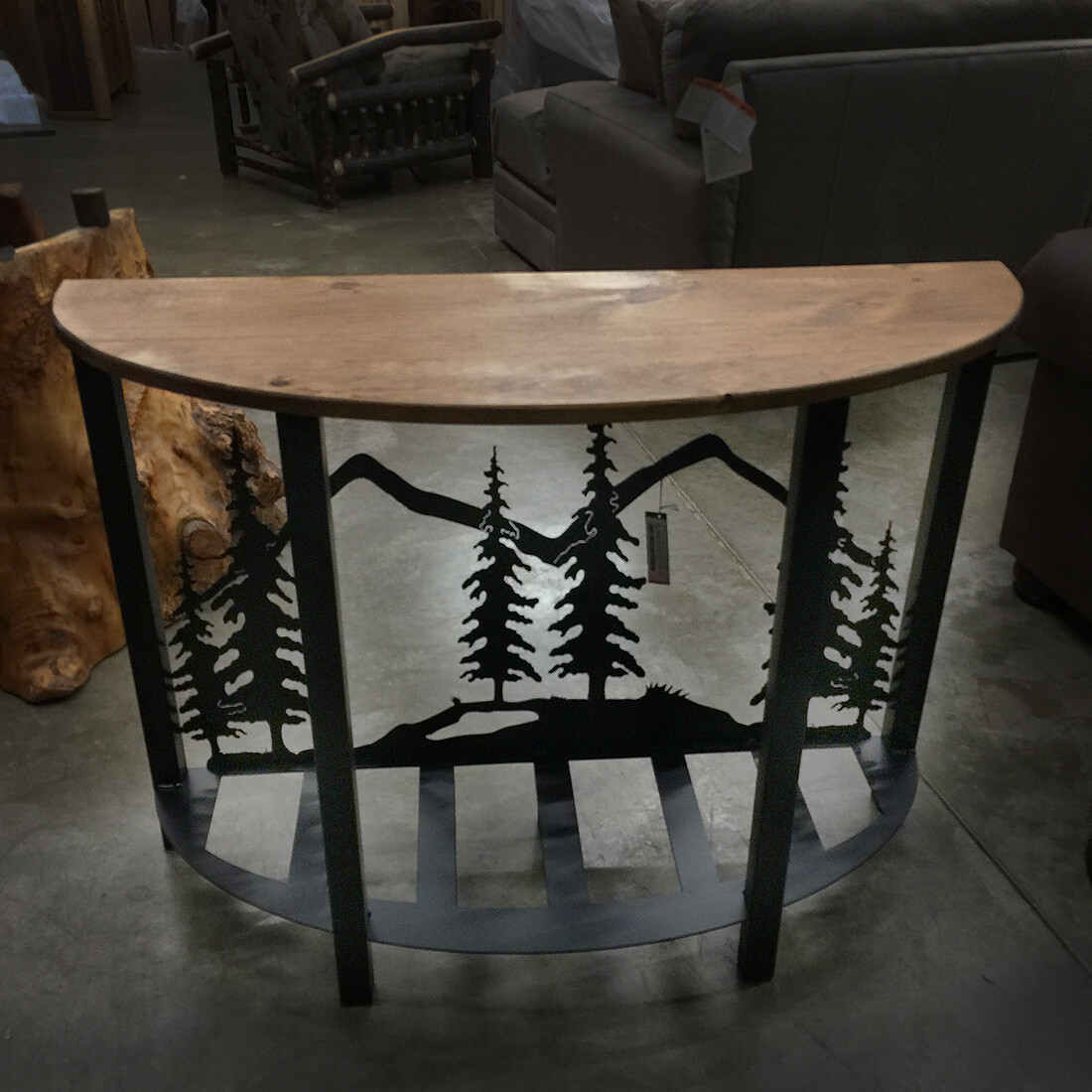 Iron Rounded Sofa Table with Feather Tree Scene