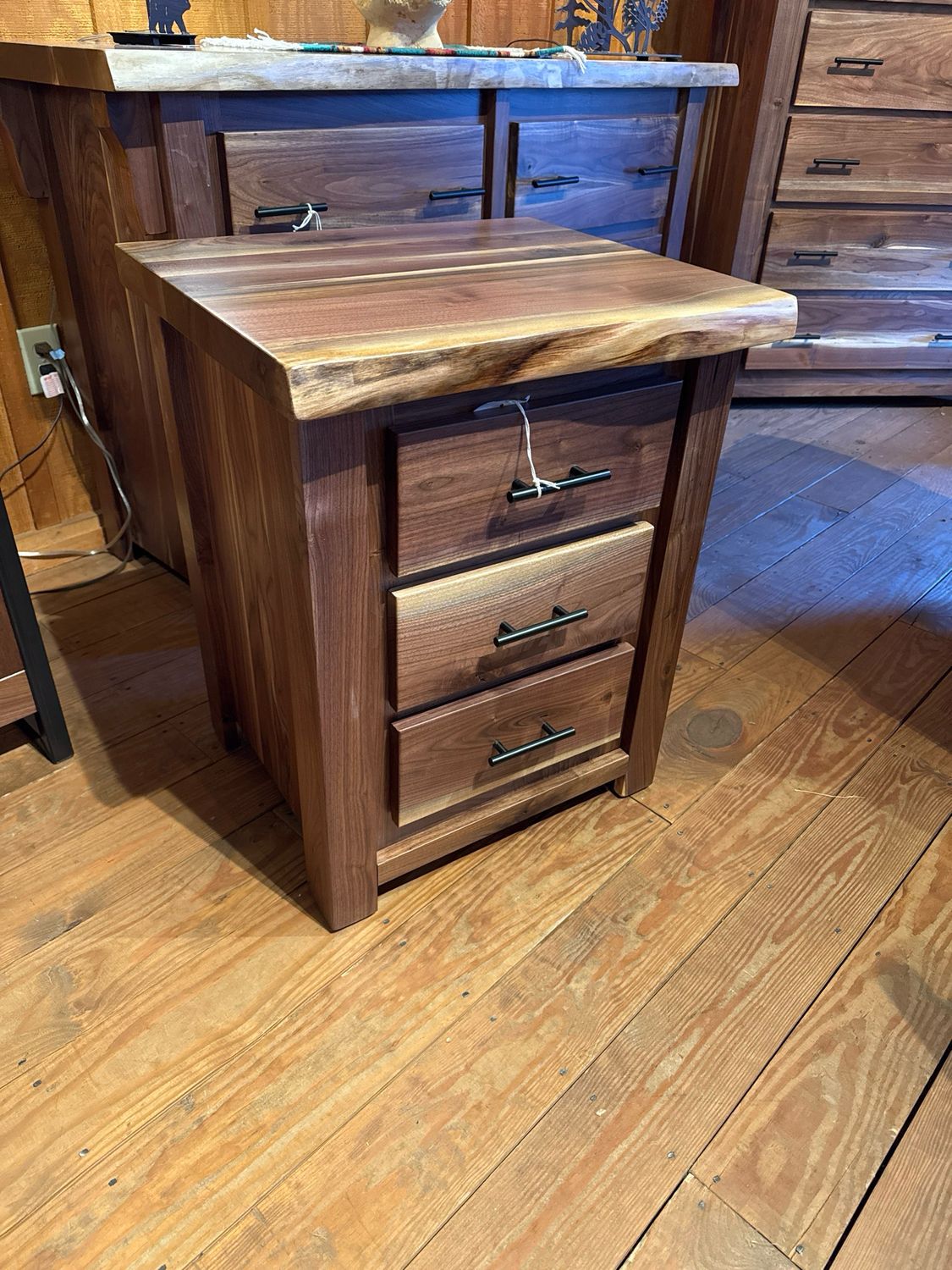 3 Drawer Nightstand Walnut