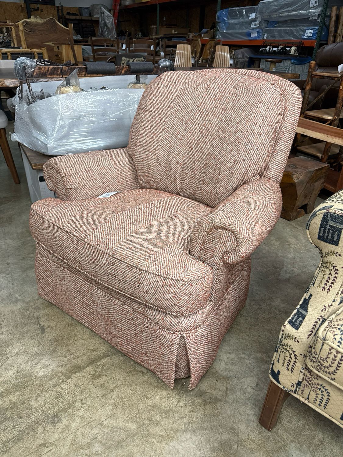 Swivel Barrel Chair