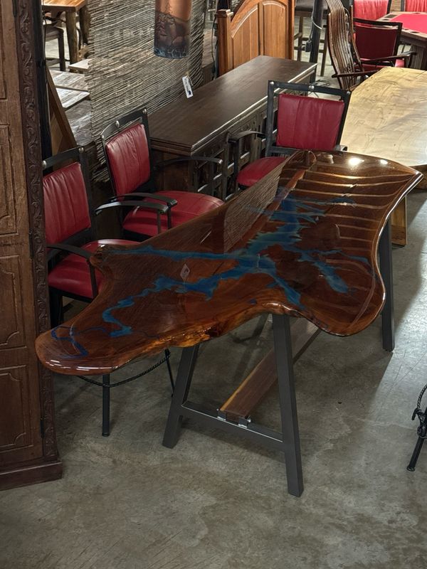 Lake Burton Bar Table