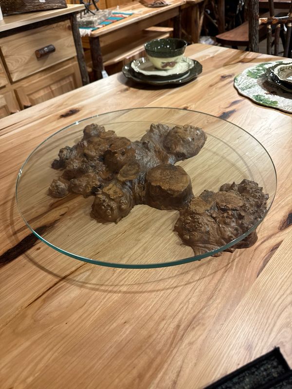 Maple Burl Center Piece W/18” Glass