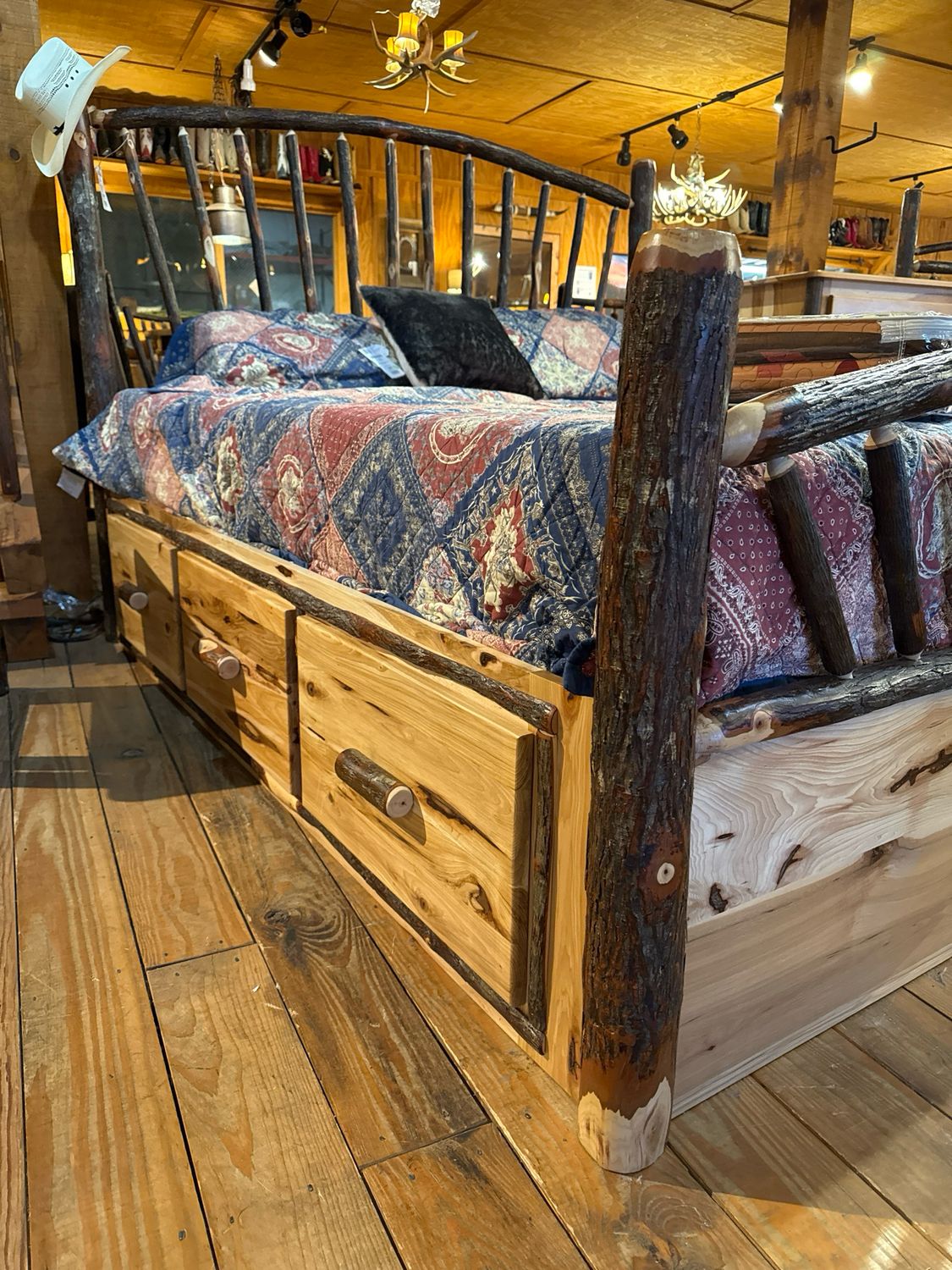 King Hickory Sunbust Storage Bed