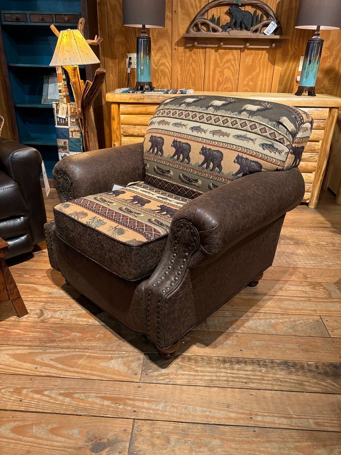 7003 Upholstered Chair