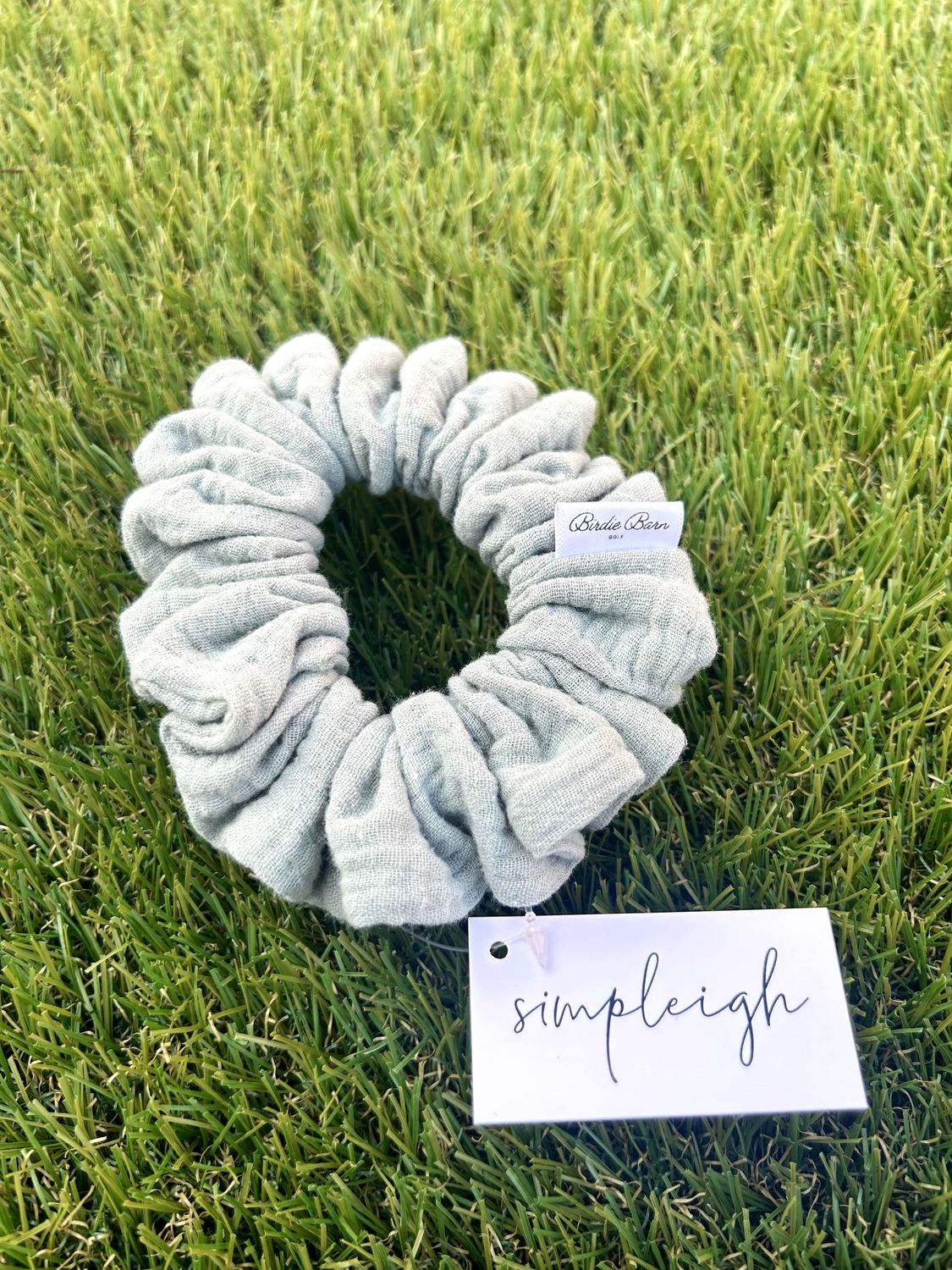 Birdie Barn Scrunchie