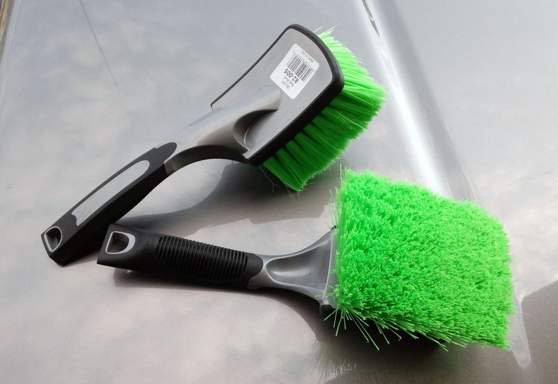 Aircraft Wheel & Strut Detail Brush