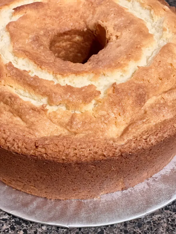 Old Fashioned Sour Cream Pound Cake - LOCAL