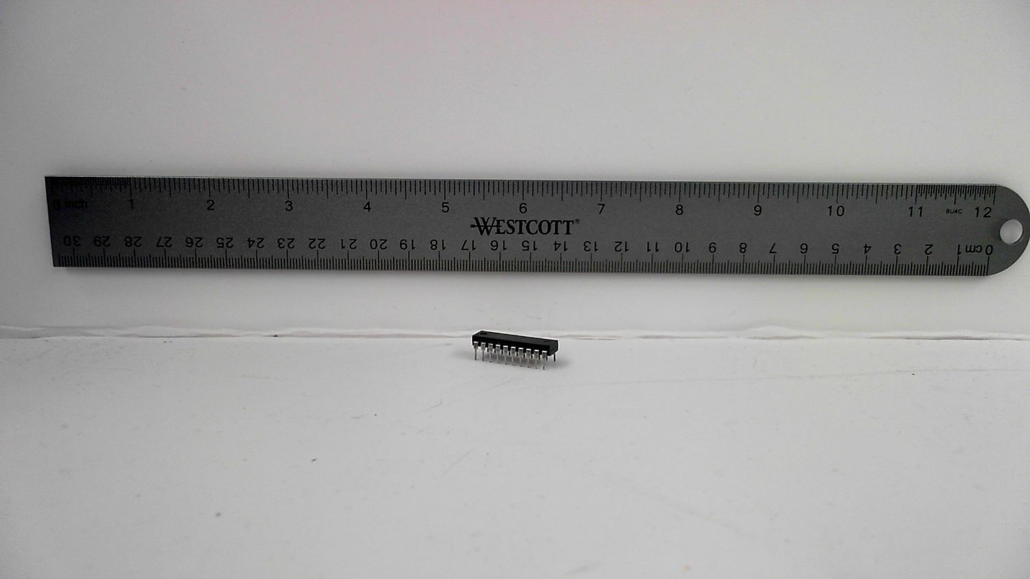 IC - DM81LS98 - Tri-state octal buffer