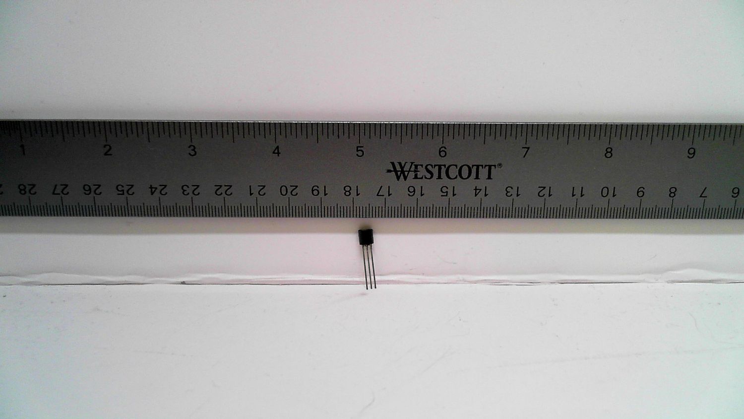 Transistor - PN2222A - NPN
