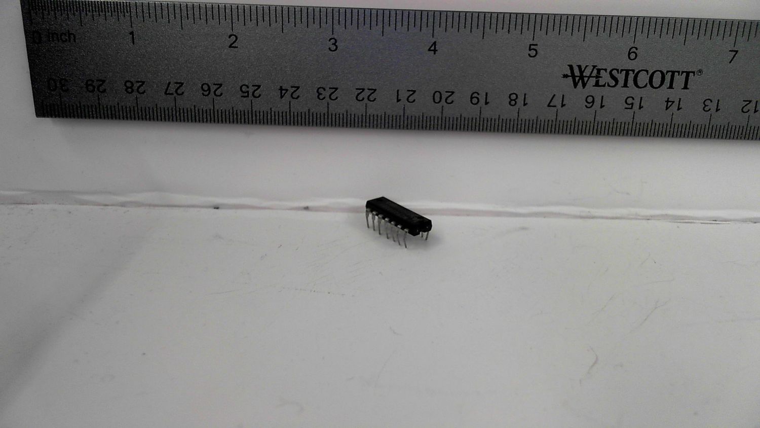 IC - HEF4081B - Quad AND gate