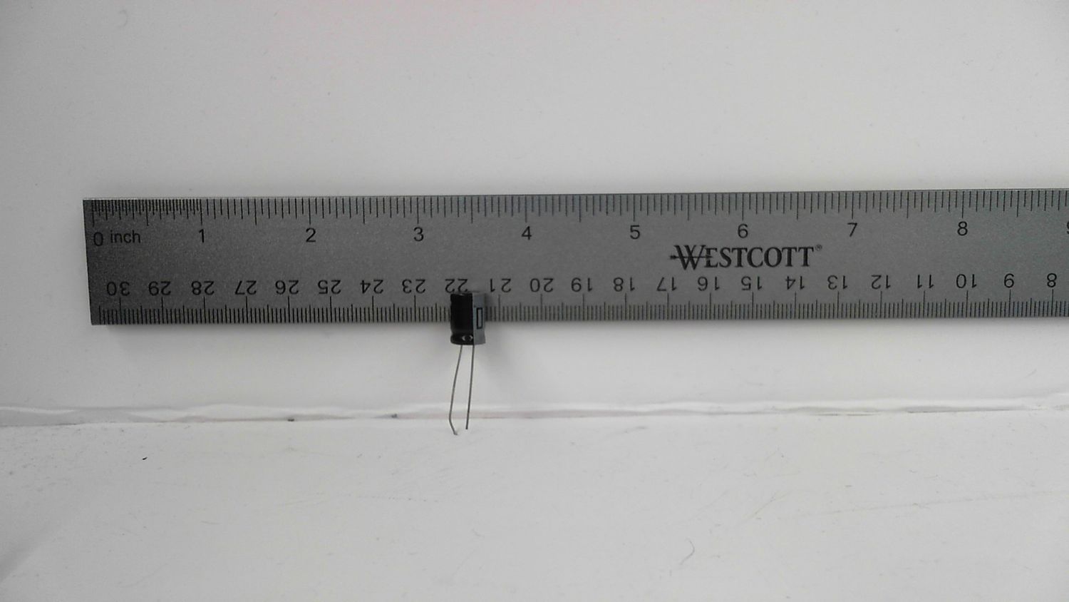 Capacitor - 100uF - 50V