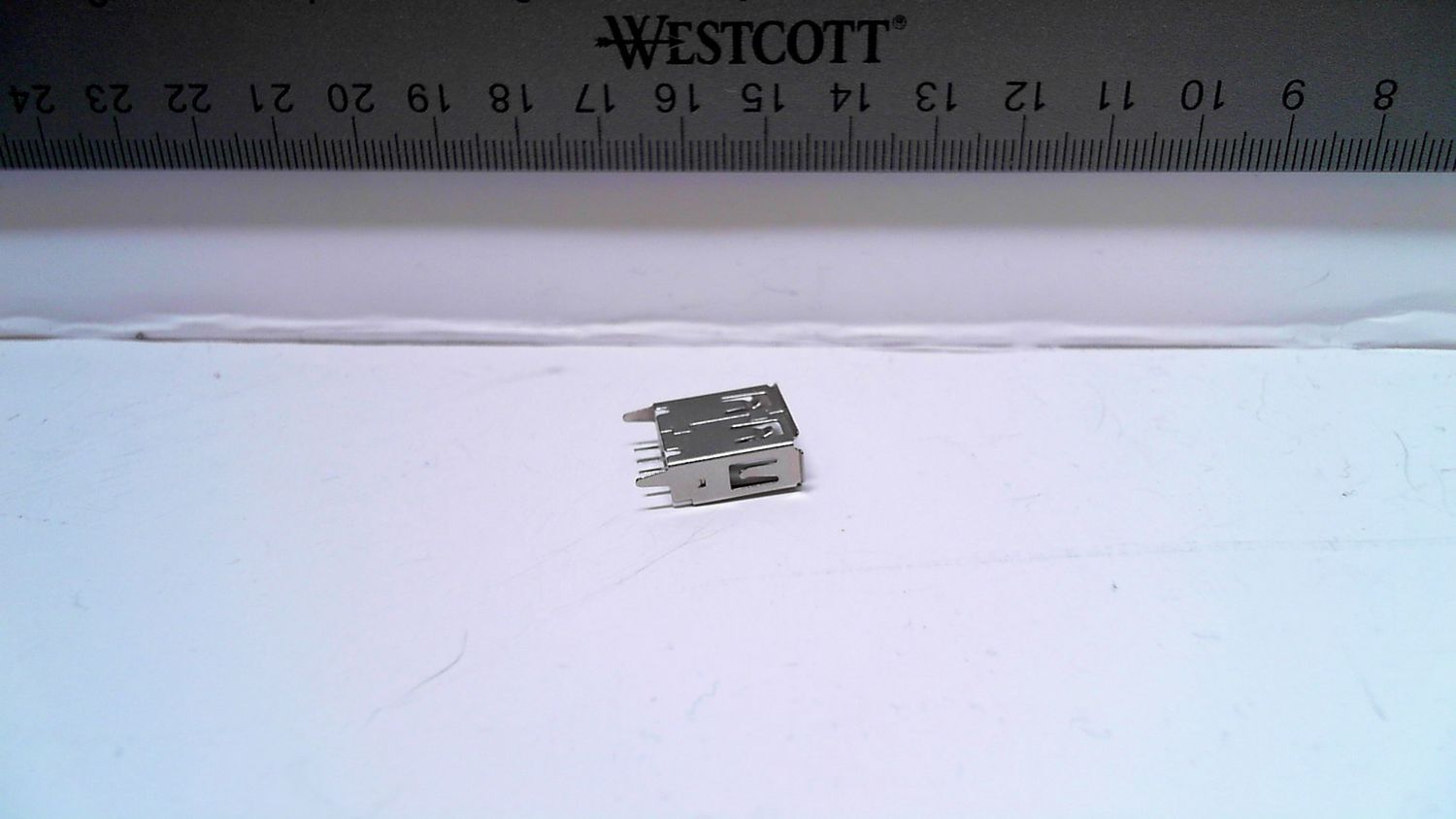 Connector - USB A Female - 180 degree vertical mount (straight) - Solderable