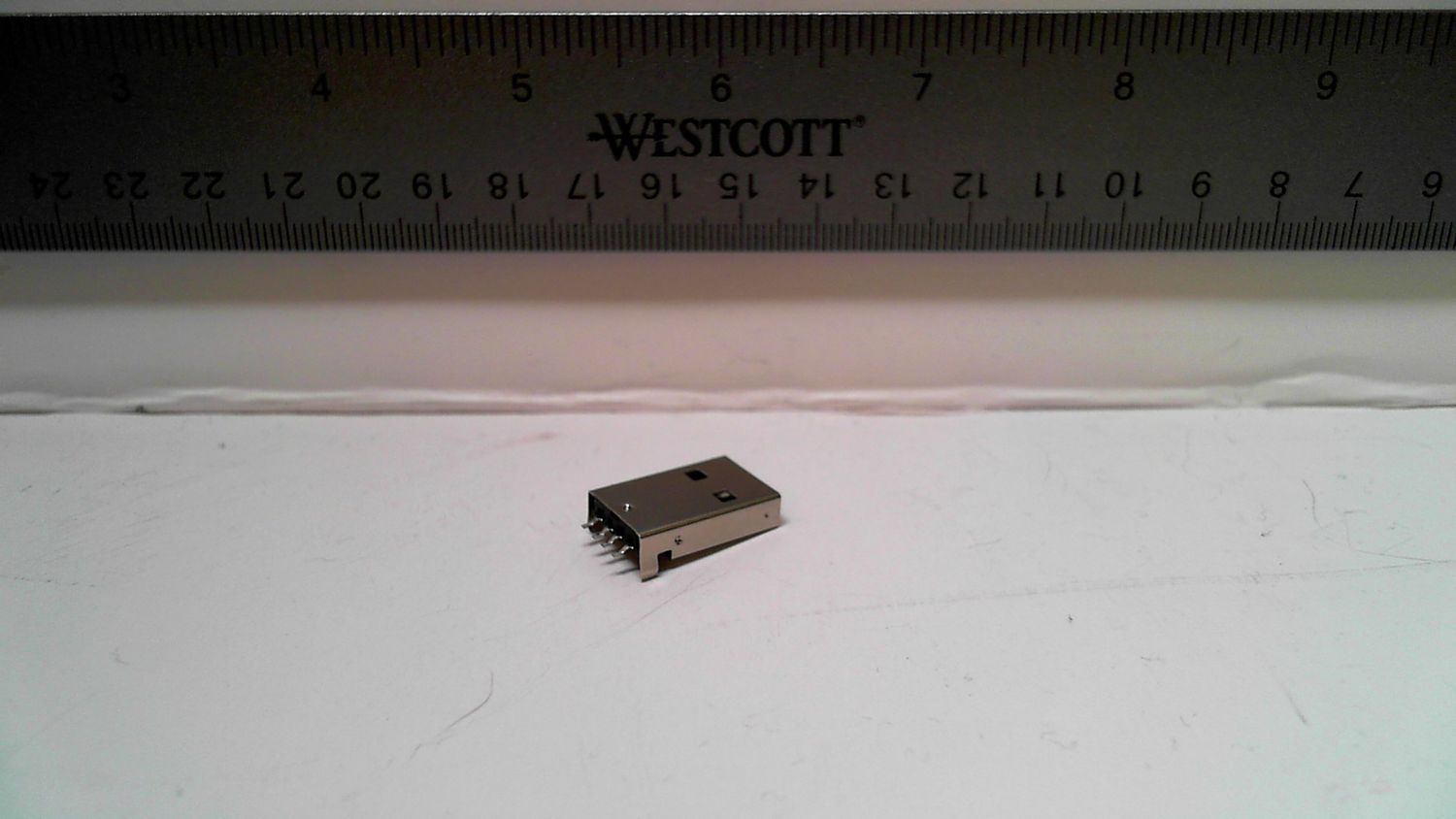 Connector - USB A male - 180 degree - Solderable