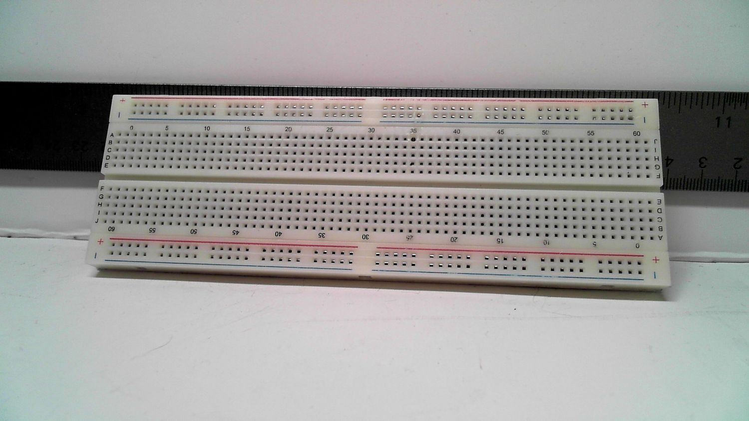 Breadboard - 830 contacts - 165x55x10mm