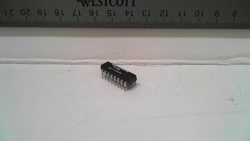 Decoder Front View IC - 74LS139 - 2:4 Decoder/Demultiplexer