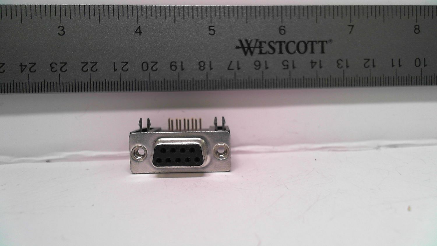 90 Degree Serial Port