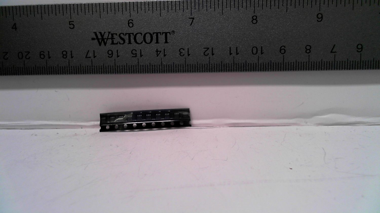 SMD D Type Latch 1